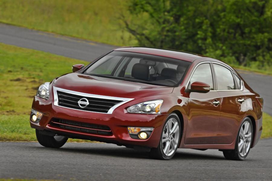  Nissan Altima 2013 года  (фото 46 из 82)
